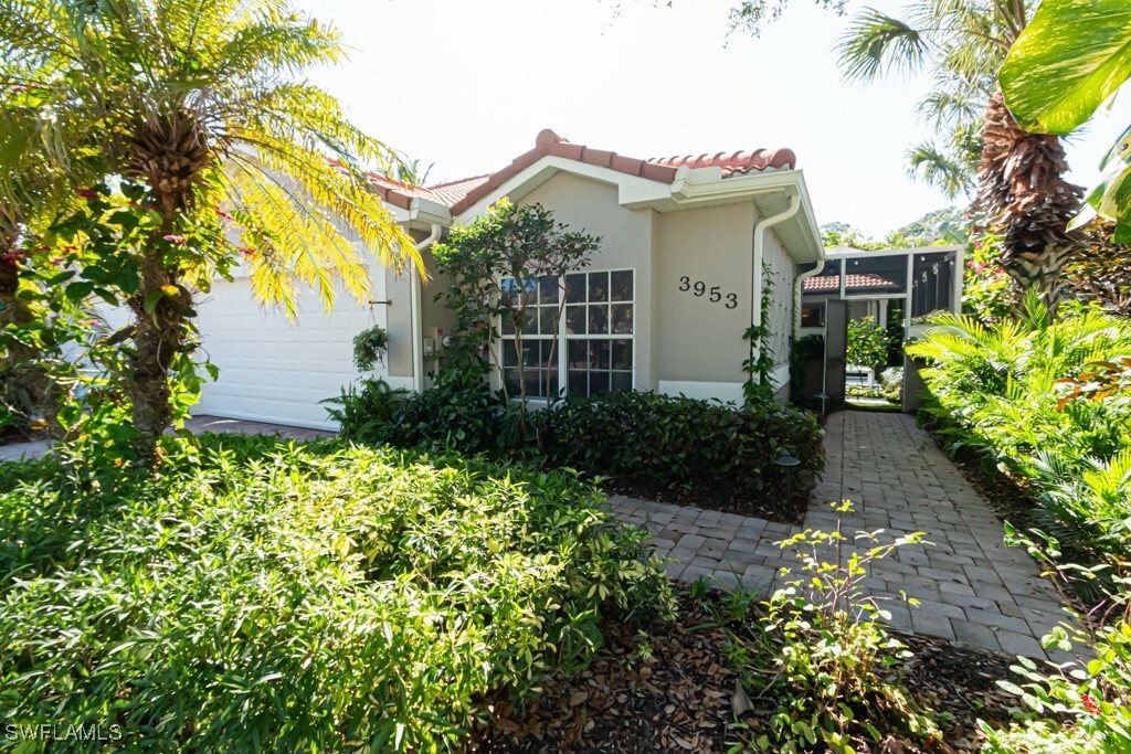 Property Photo:  3953 Recreation  FL 33116 