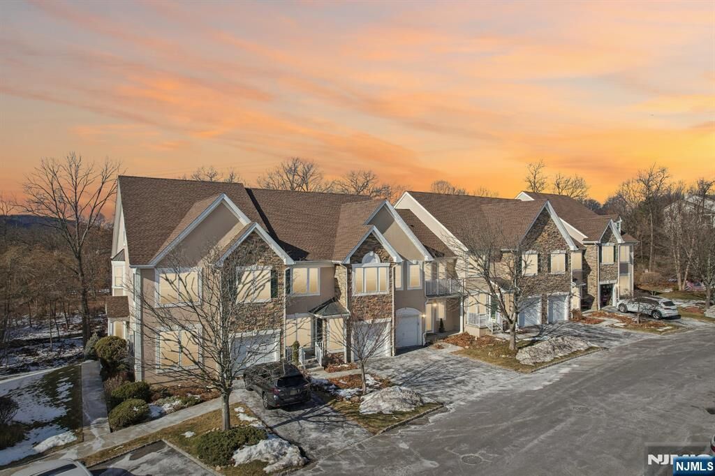 Property Photo:  8 Magnolia Way  NJ 07508 