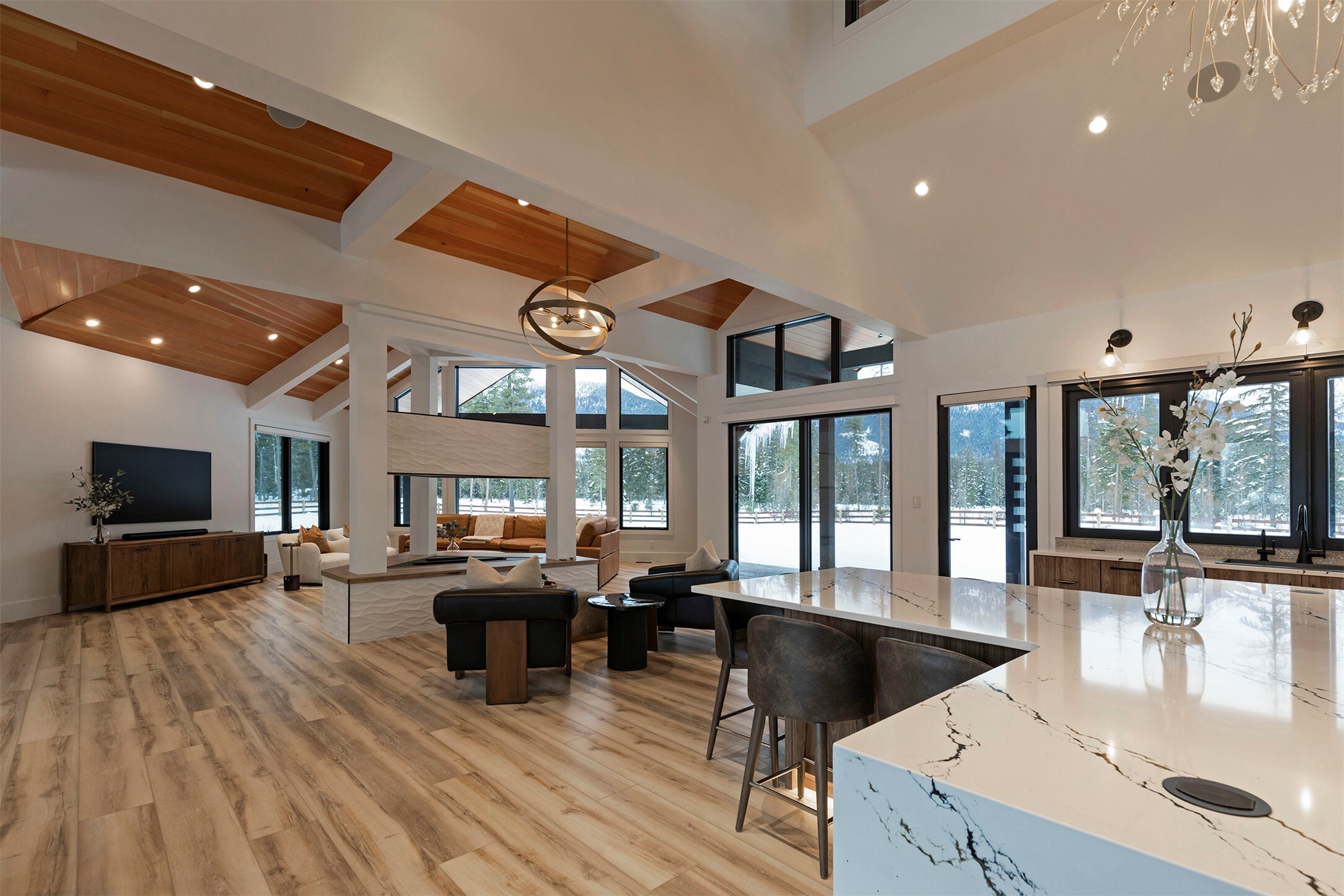 Property Photo: 3900 Foothill Road MT 59901