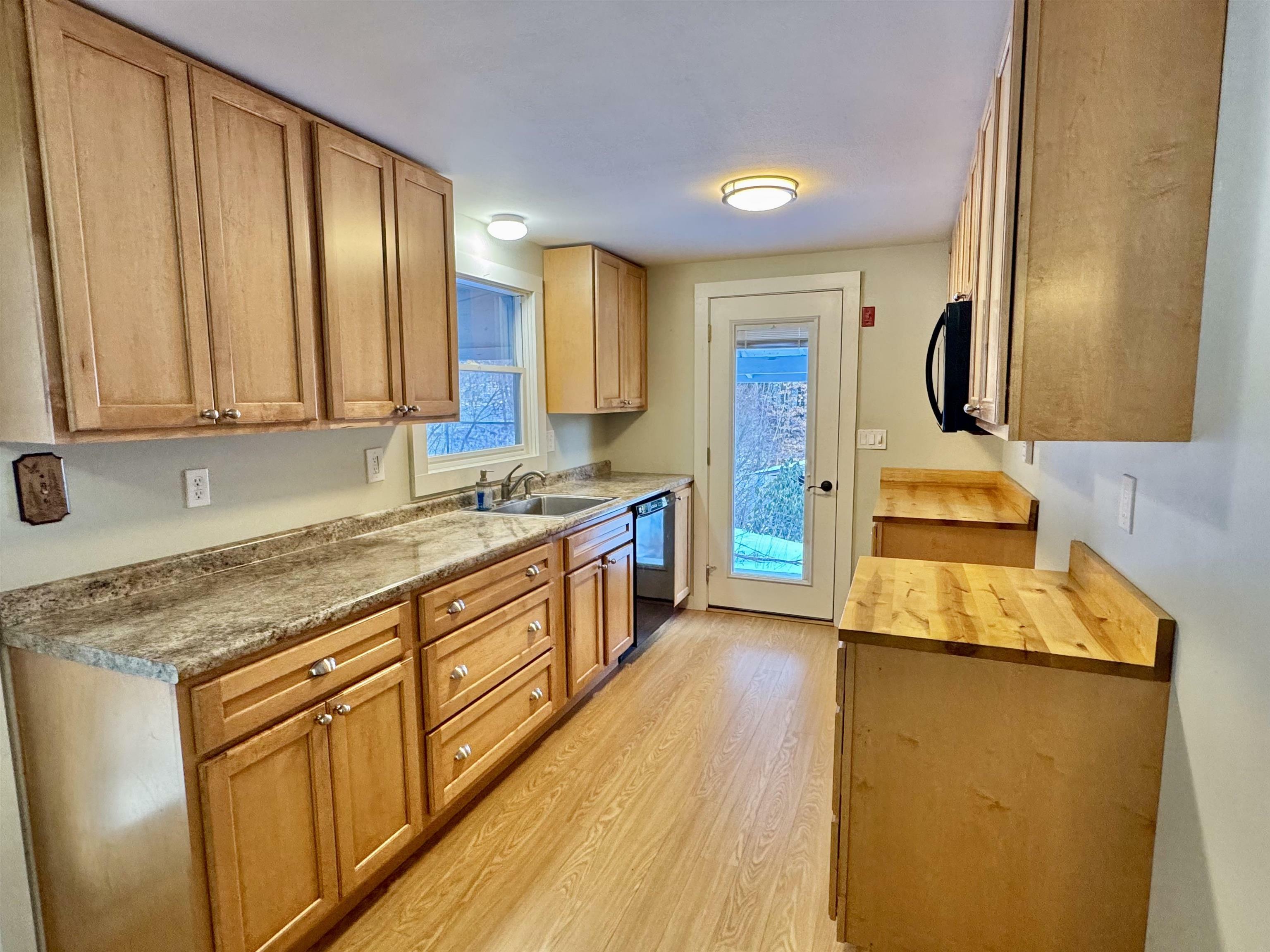 Property Photo: 607 Vermont Route 132 VT 05055