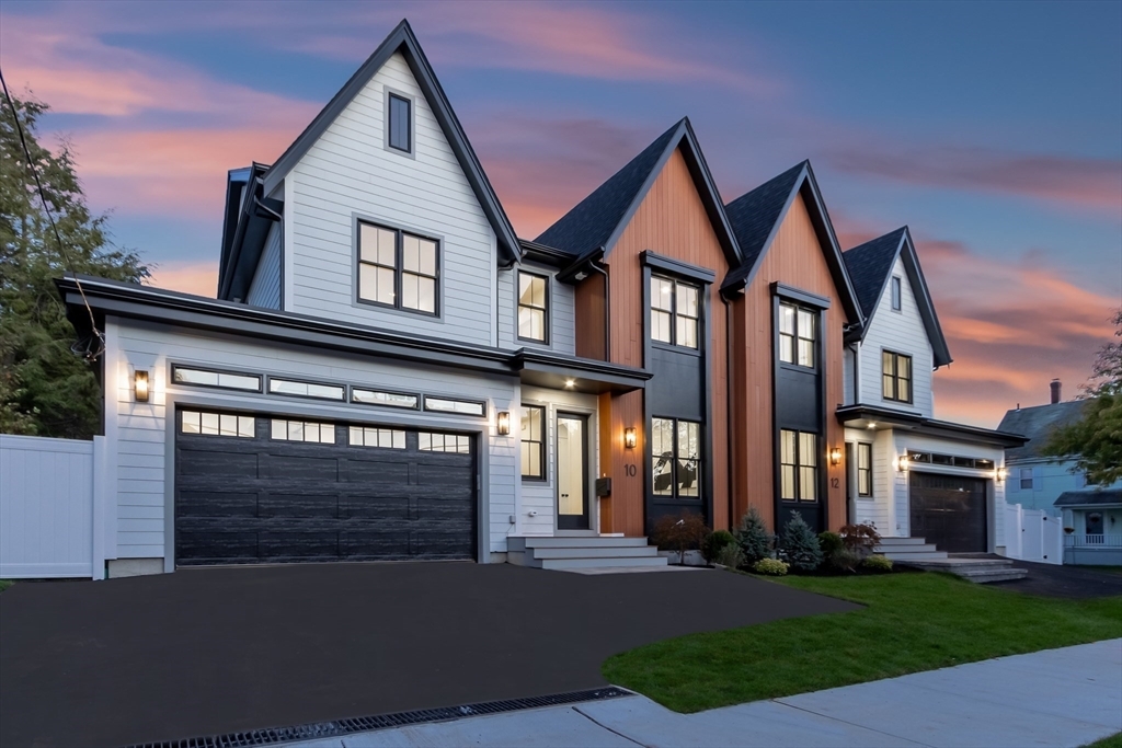 Property Photo: 10-12 Jasset St 10 MA 02458