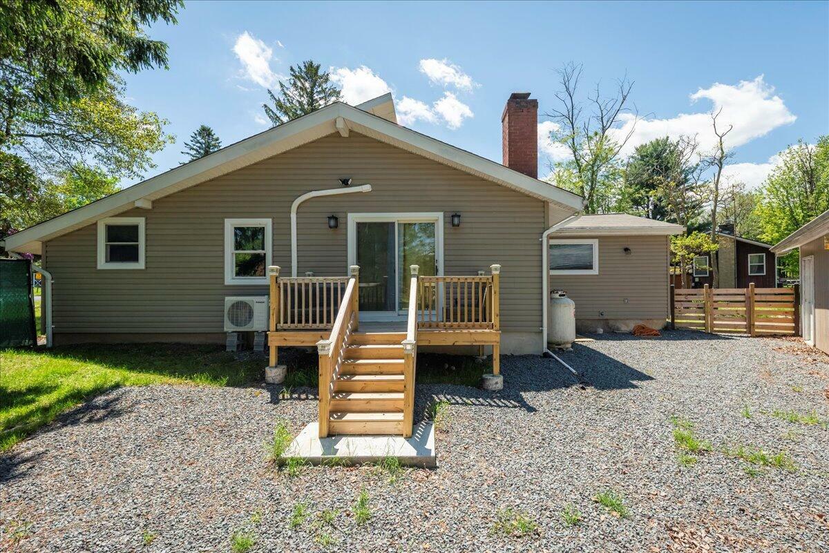 Property Photo: 37 Highridge Rd PA 18210