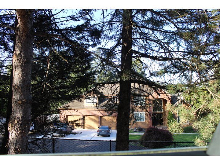 Property Photo:  14387 SE Aldridge Rd  OR 97086 