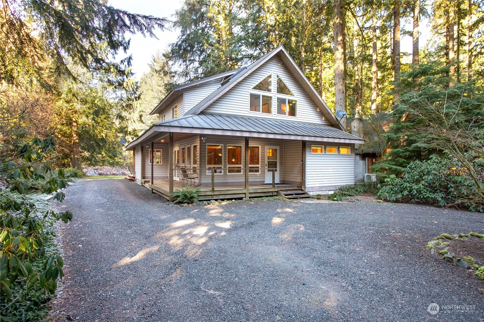 Property Photo:  7019  Rainier Way  WA 98244 