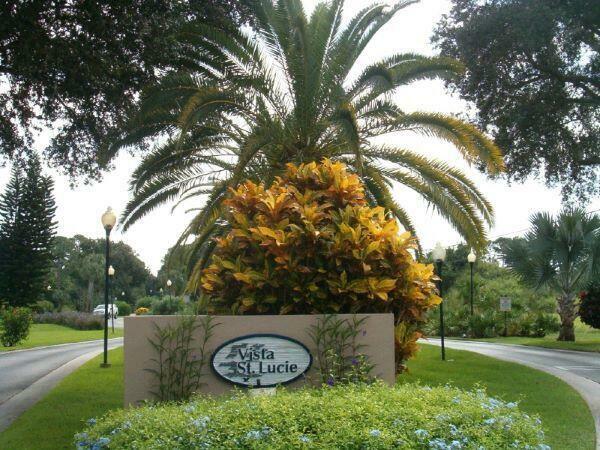 Property Photo: 15 Lake Vista Trail 206 FL 34952