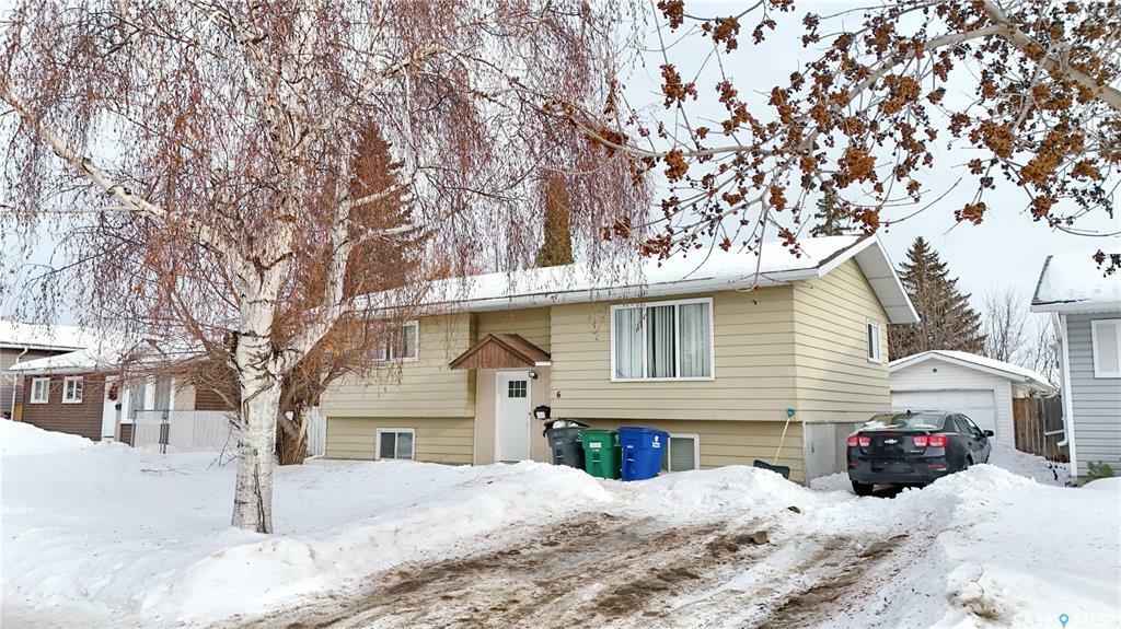 Property Photo:  6 Henigman Place  SK S7M 4L8 