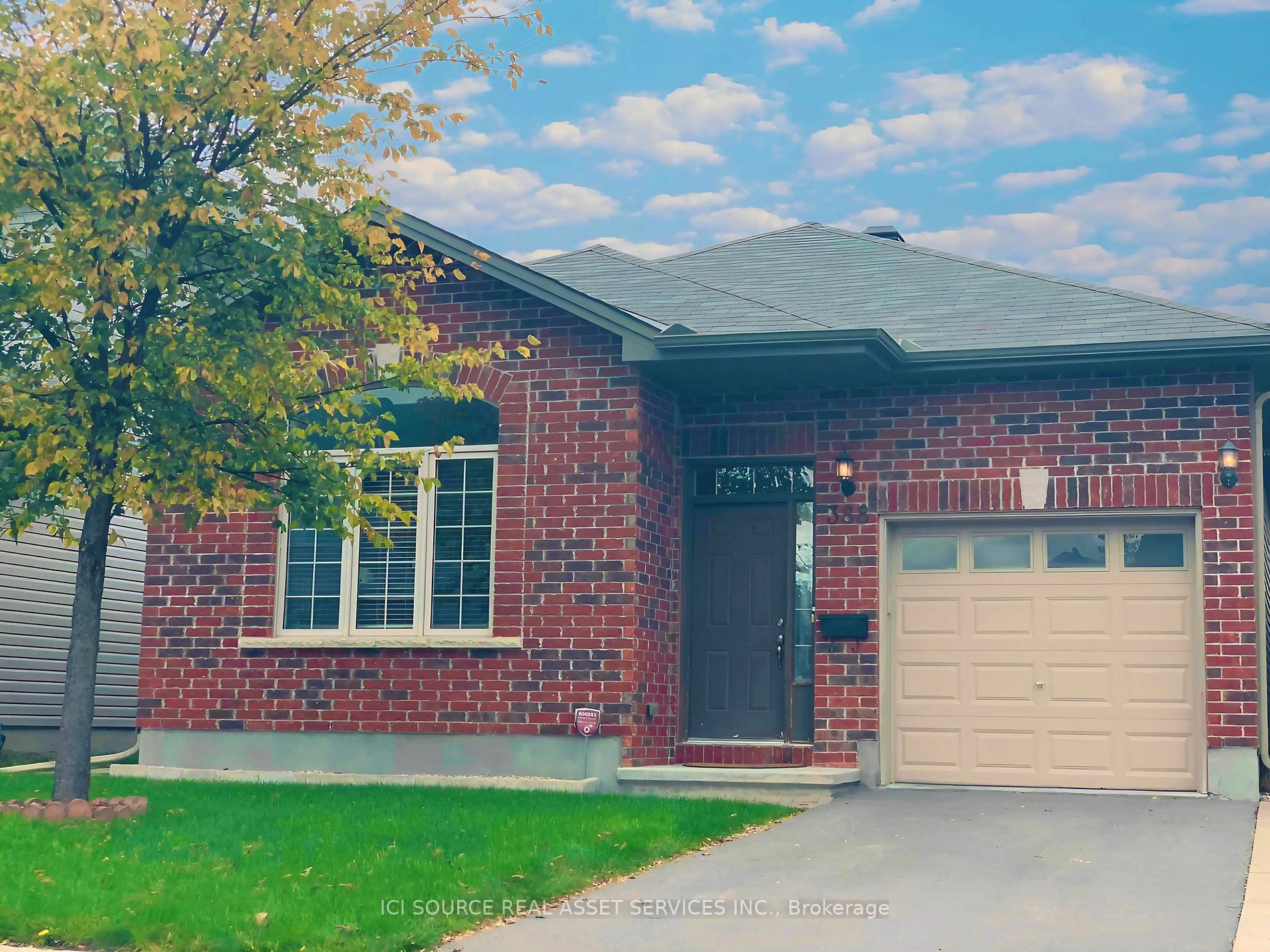 388 Bamburgh Way  Barrhaven ON K2J 6A6 photo