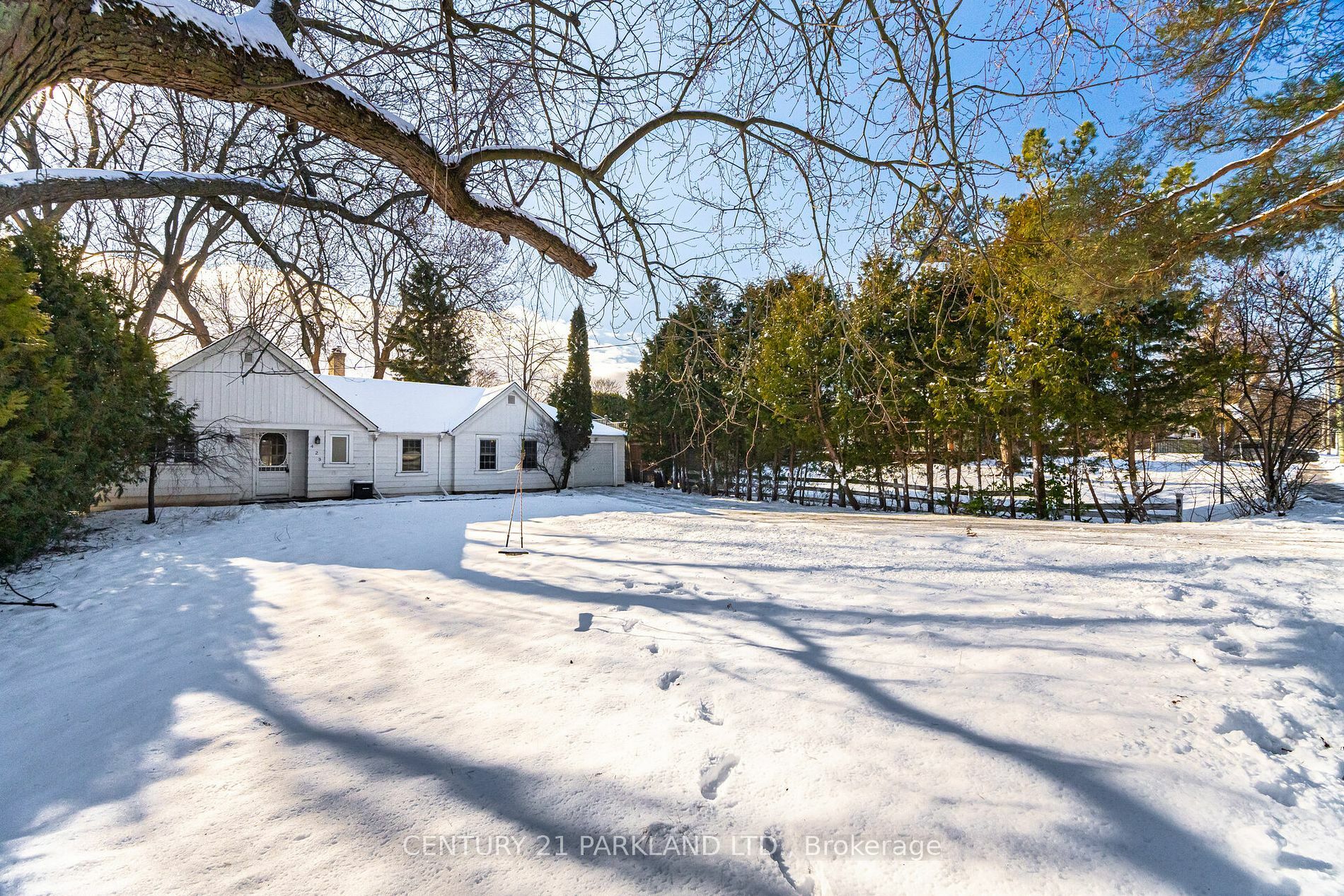 Property Photo:  423 Lawson Rd  ON M1C 2K2 