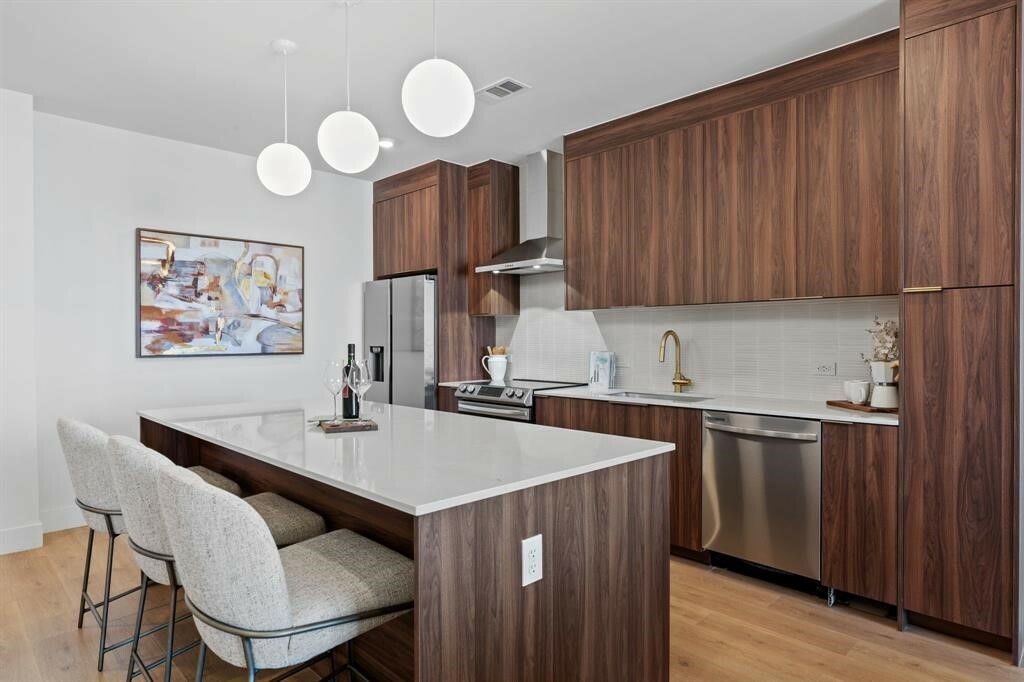 Property Photo:  1701 Simond Avenue 520  TX 78723 