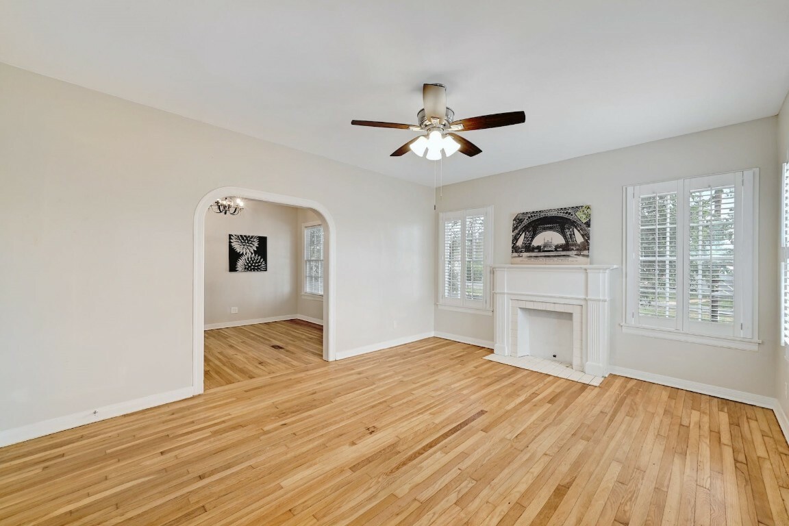 Property Photo:  3716 Robinson Avenue  TX 78722 