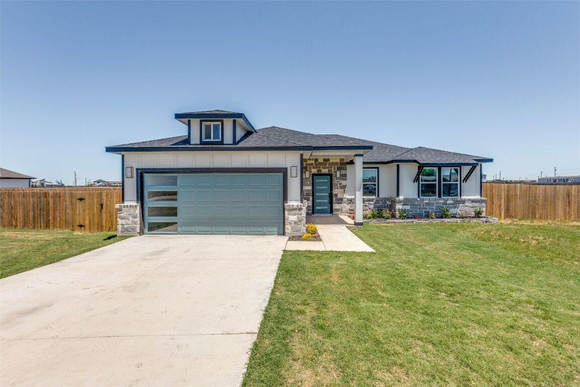 Property Photo:  207 Twin Creeks Circle  TX 78617 