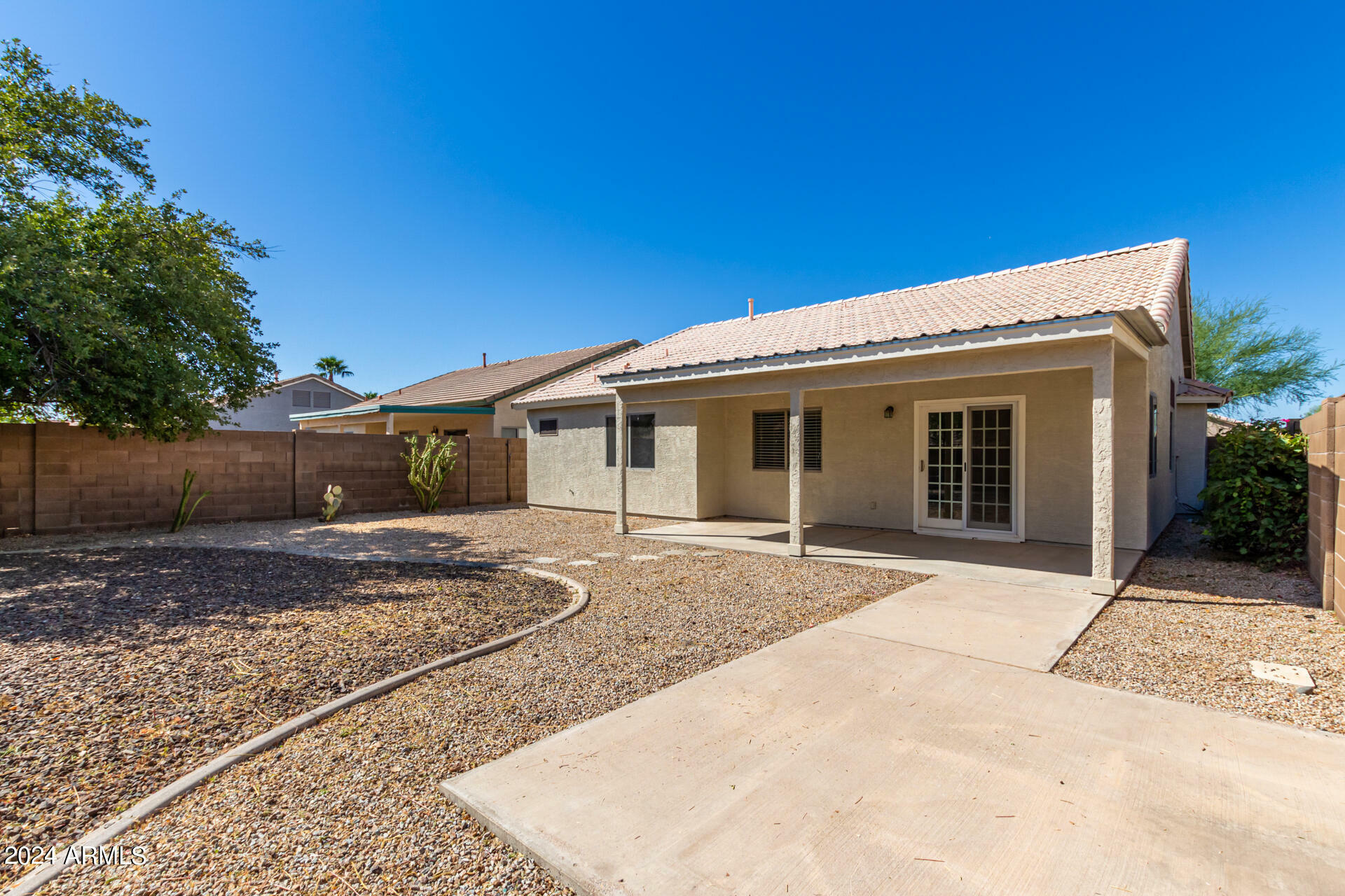 Property Photo: 30573 N Royal Oak Way AZ 85143