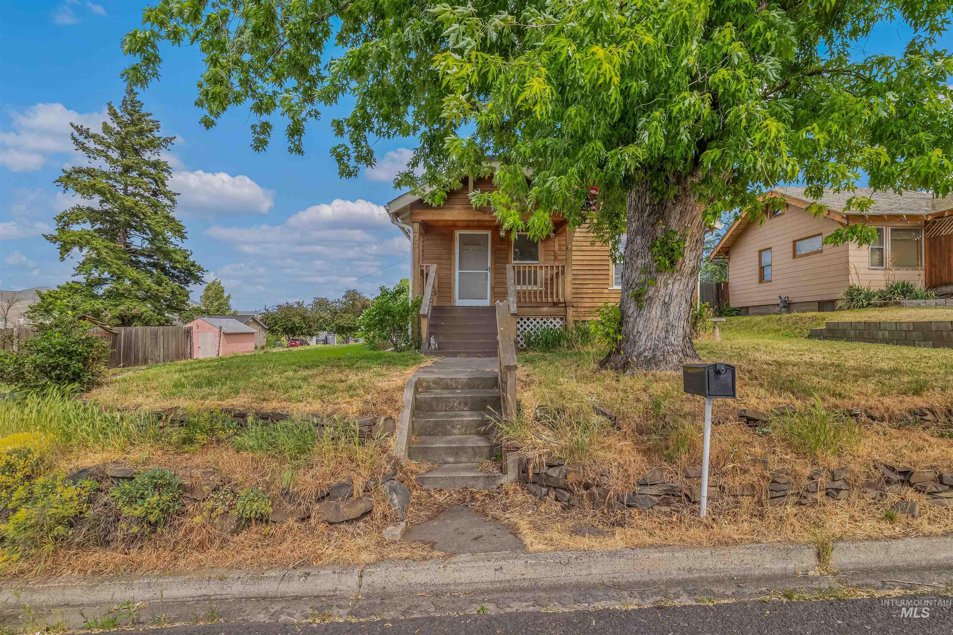 Property Photo: 403 29th ID 83501