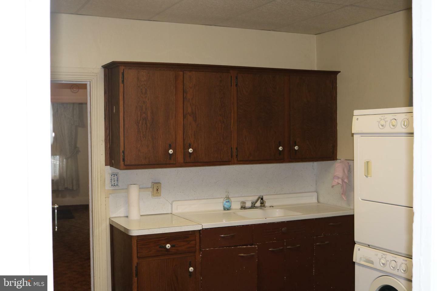 Property Photo:  264 W High Street  PA 17036 