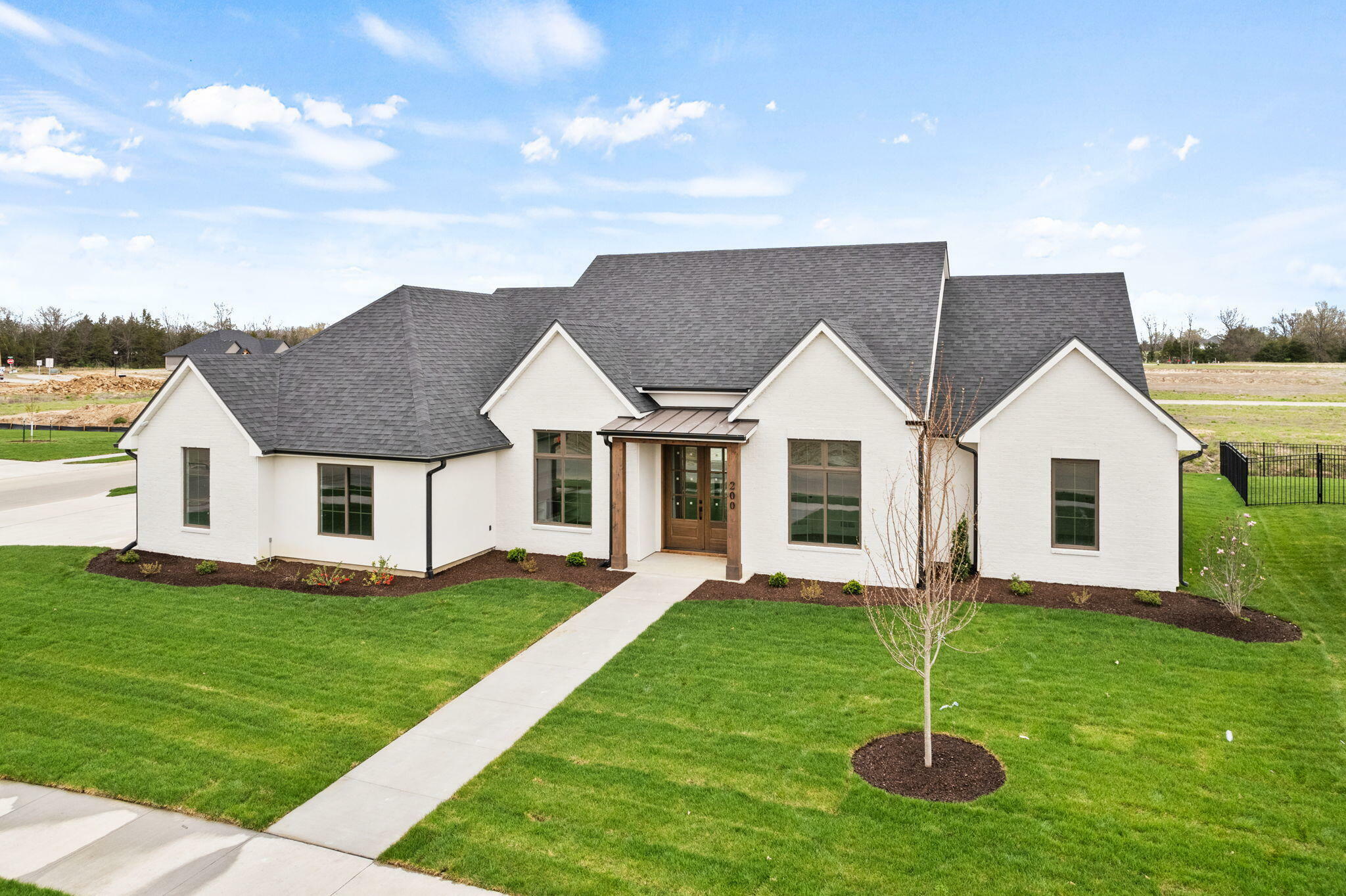 Property Photo: 200 Walton Heath Dr MO 65201