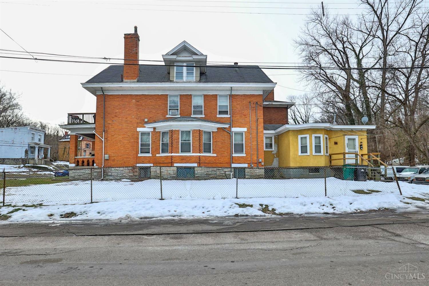 Property Photo: 3597 Vine Street OH 45220