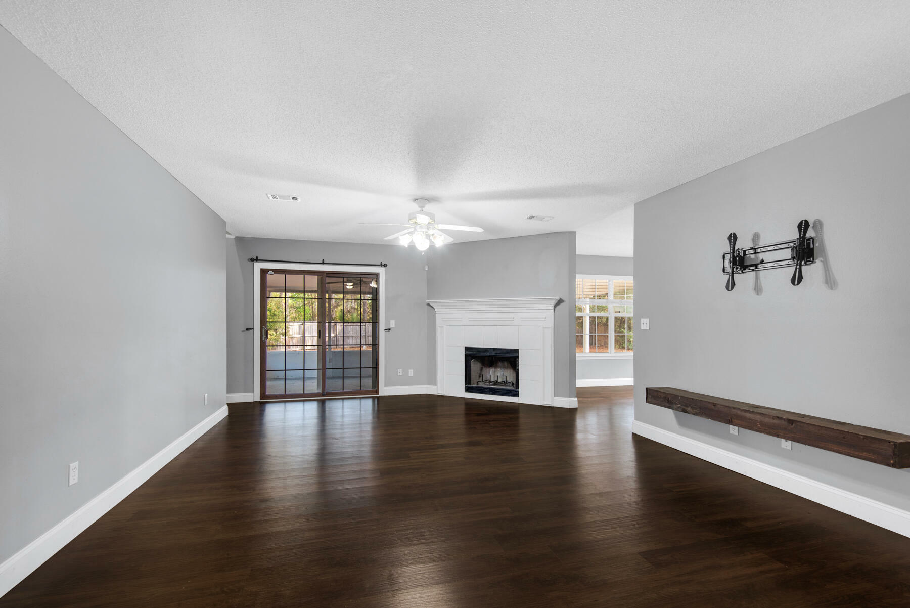 Property Photo:  2260 Prytania Circle  FL 32566 