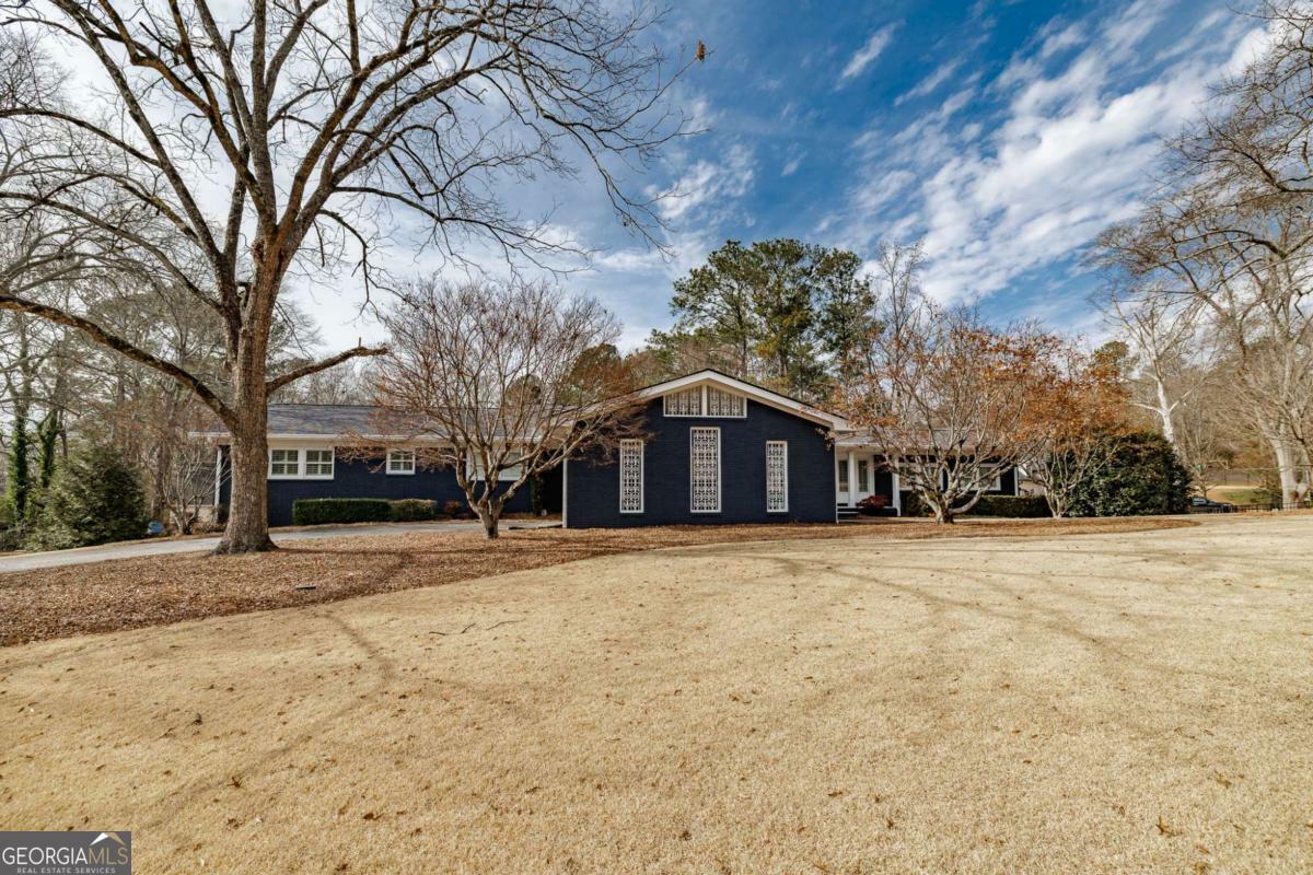 Property Photo:  120 Witherspoon Road  GA 30606 