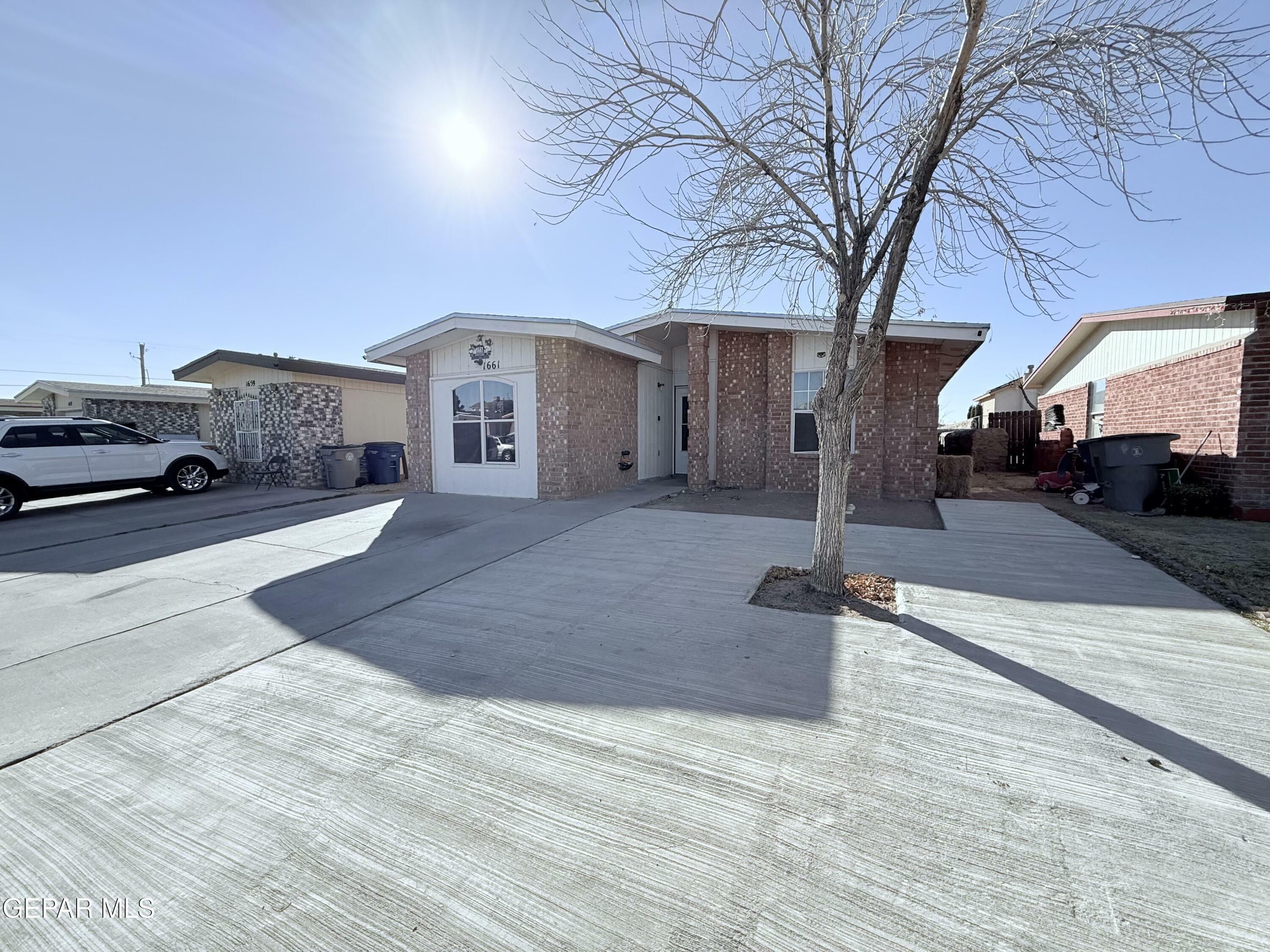 Property Photo:  1661 Saint Stephen Place  TX 79936 