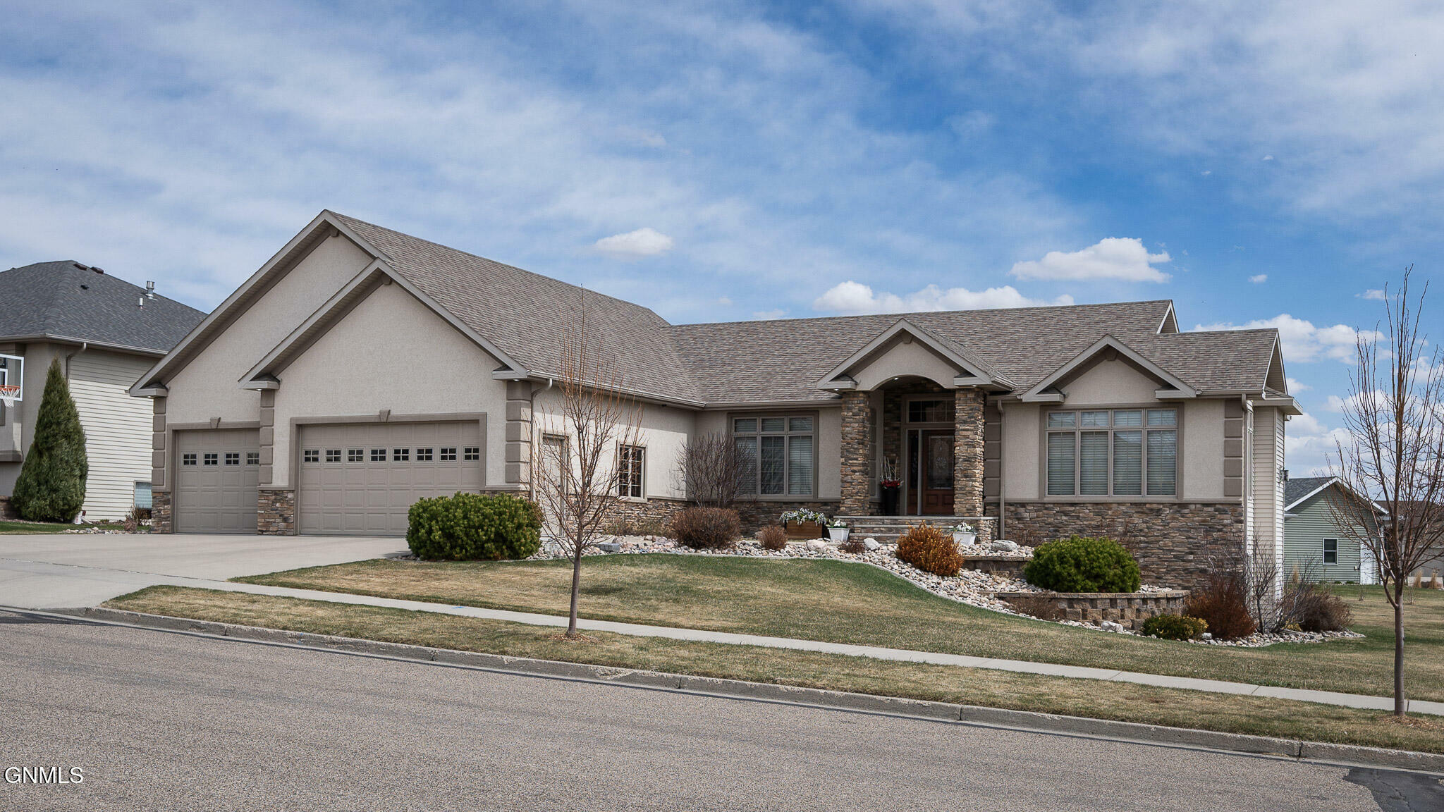 Property Photo: 3201 Promontory Drive ND 58503