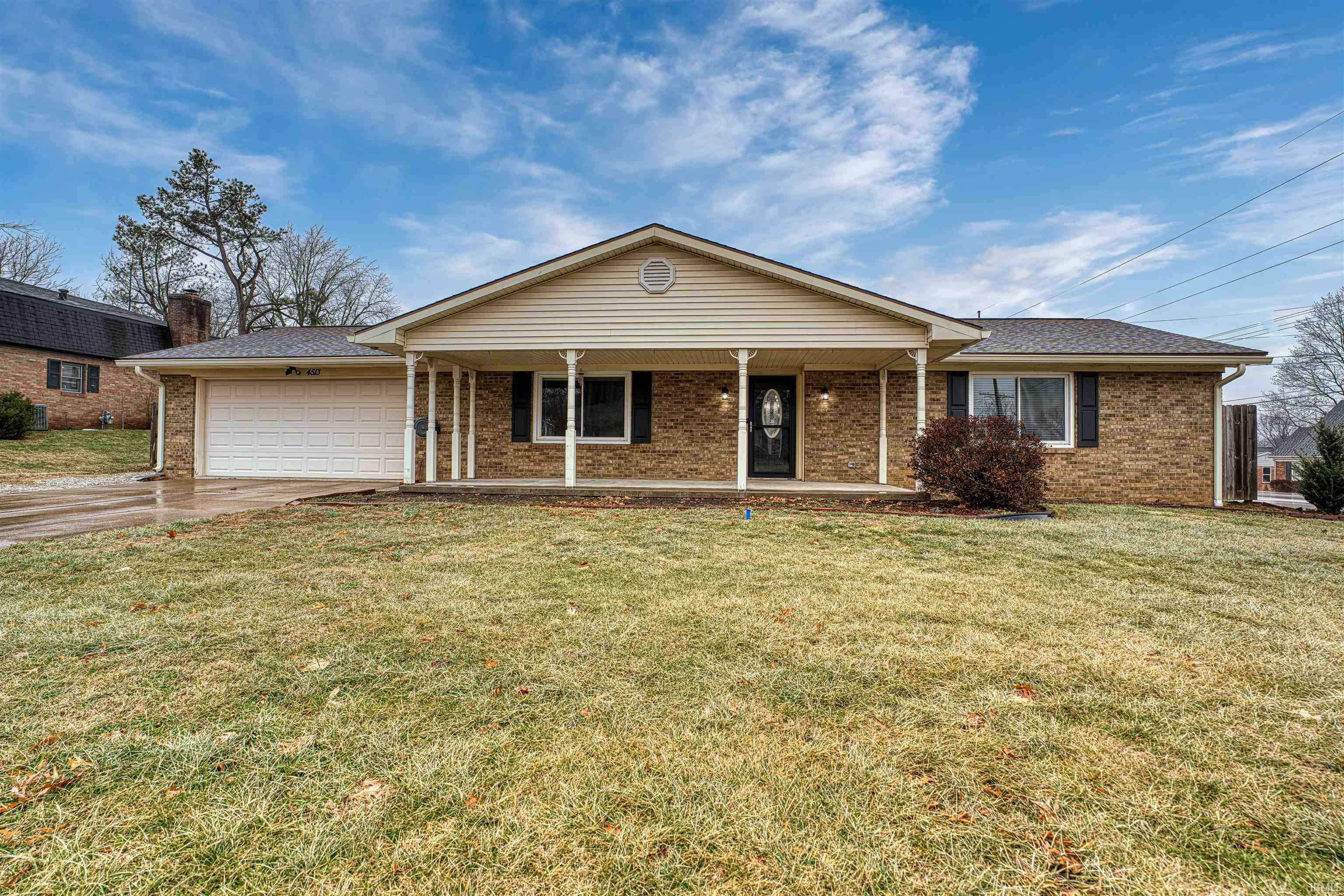 4513 Pine Drive  Newburgh IN 47630 photo