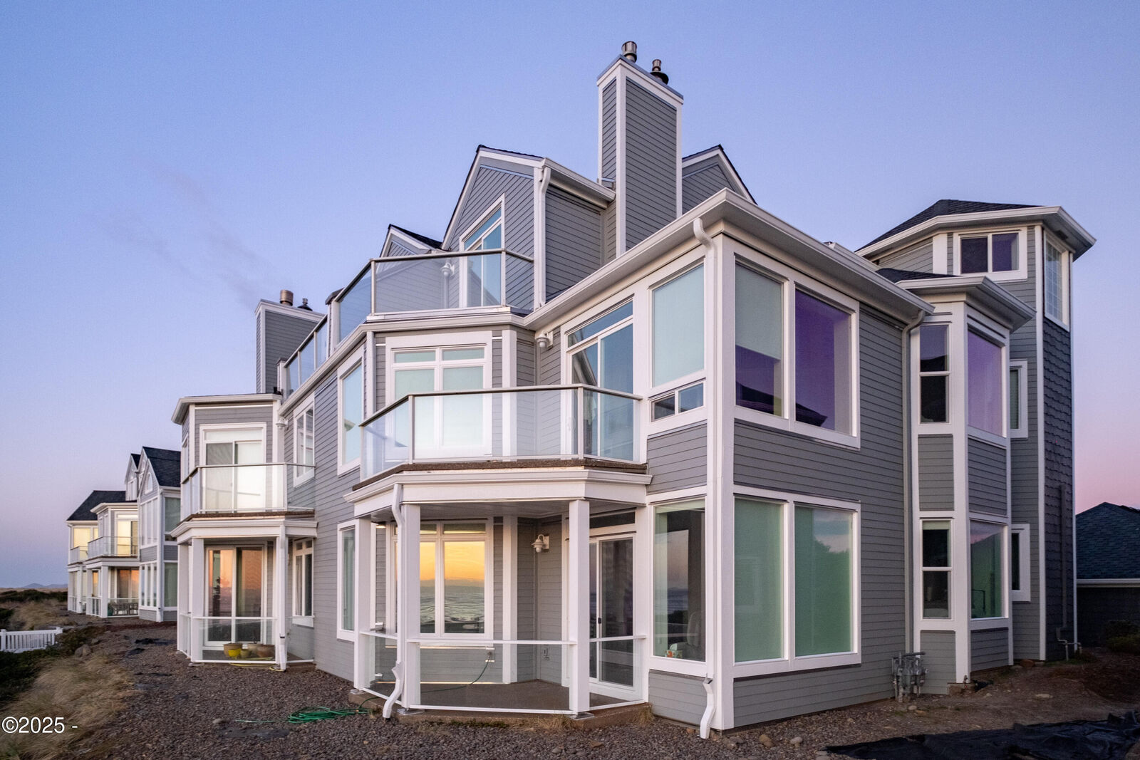 Property Photo:  5854 SW Cupola Drive  OR 97366