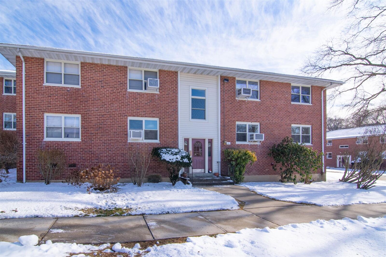 Property Photo:  44 Dehaven Drive 1E  NY 10703 