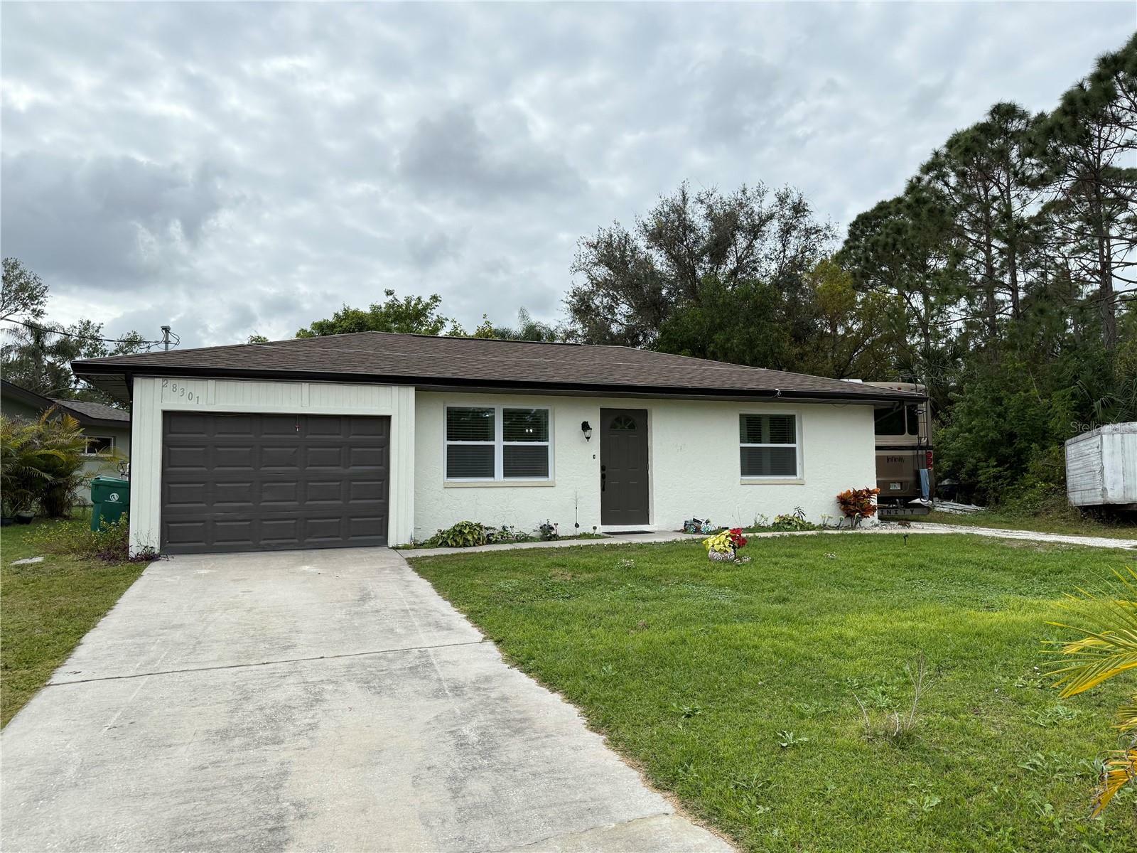 Property Photo:  28301 N Twin Lakes Drive  FL 33955 