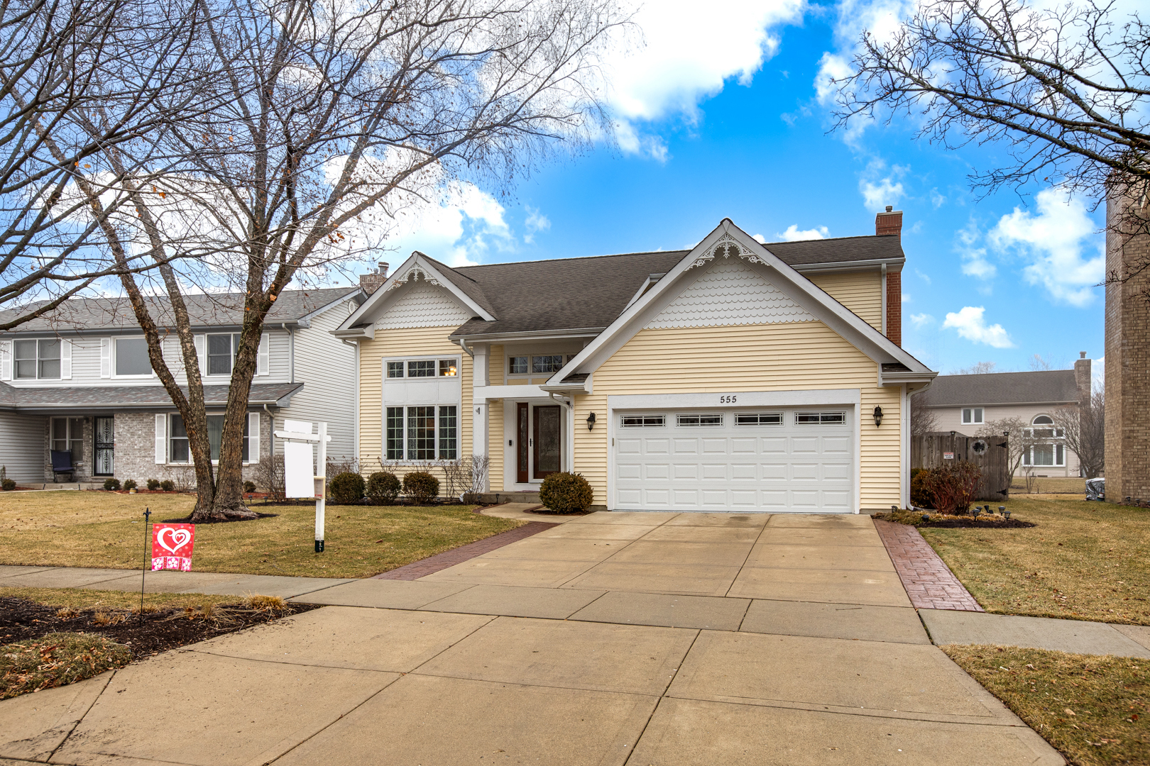 Property Photo:  555 Greenview Lane  IL 60090 