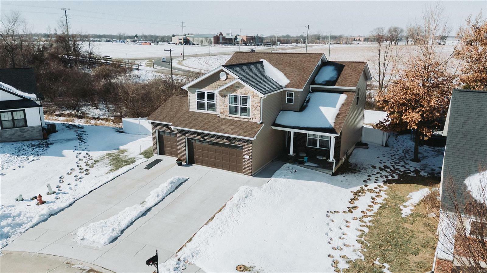 Property Photo: 104 Eisenhower Boulevard IL 62294