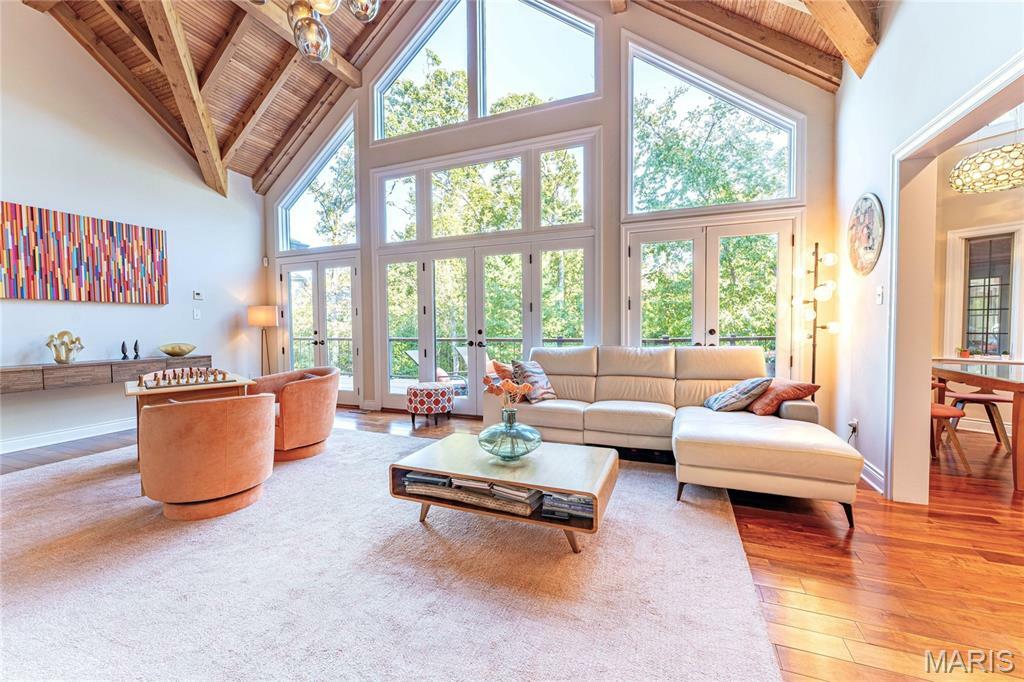 Property Photo: 16 Holiday Lane MO 63131