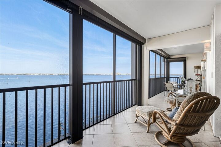 Property Photo:  1910 Virginia Avenue 403  FL 33901 
