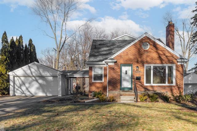 Property Photo:  1810 Hawthorne Road  MI 48236 