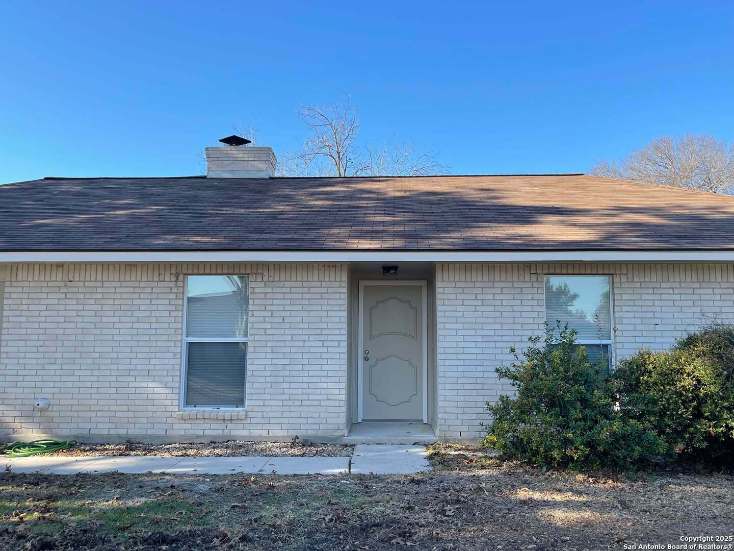 Property Photo:  129 Clear Oak  TX 78148 