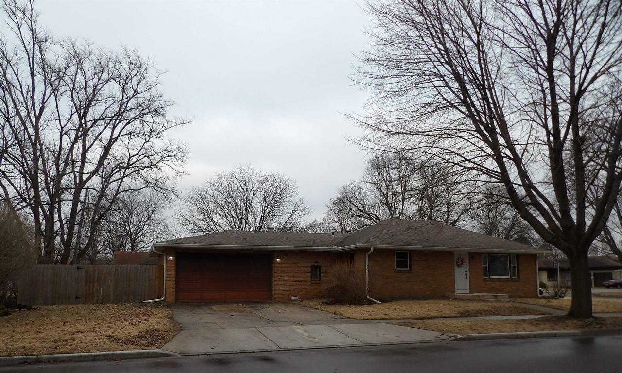 Property Photo:  1206 Mayfair Drive  WI 53545 