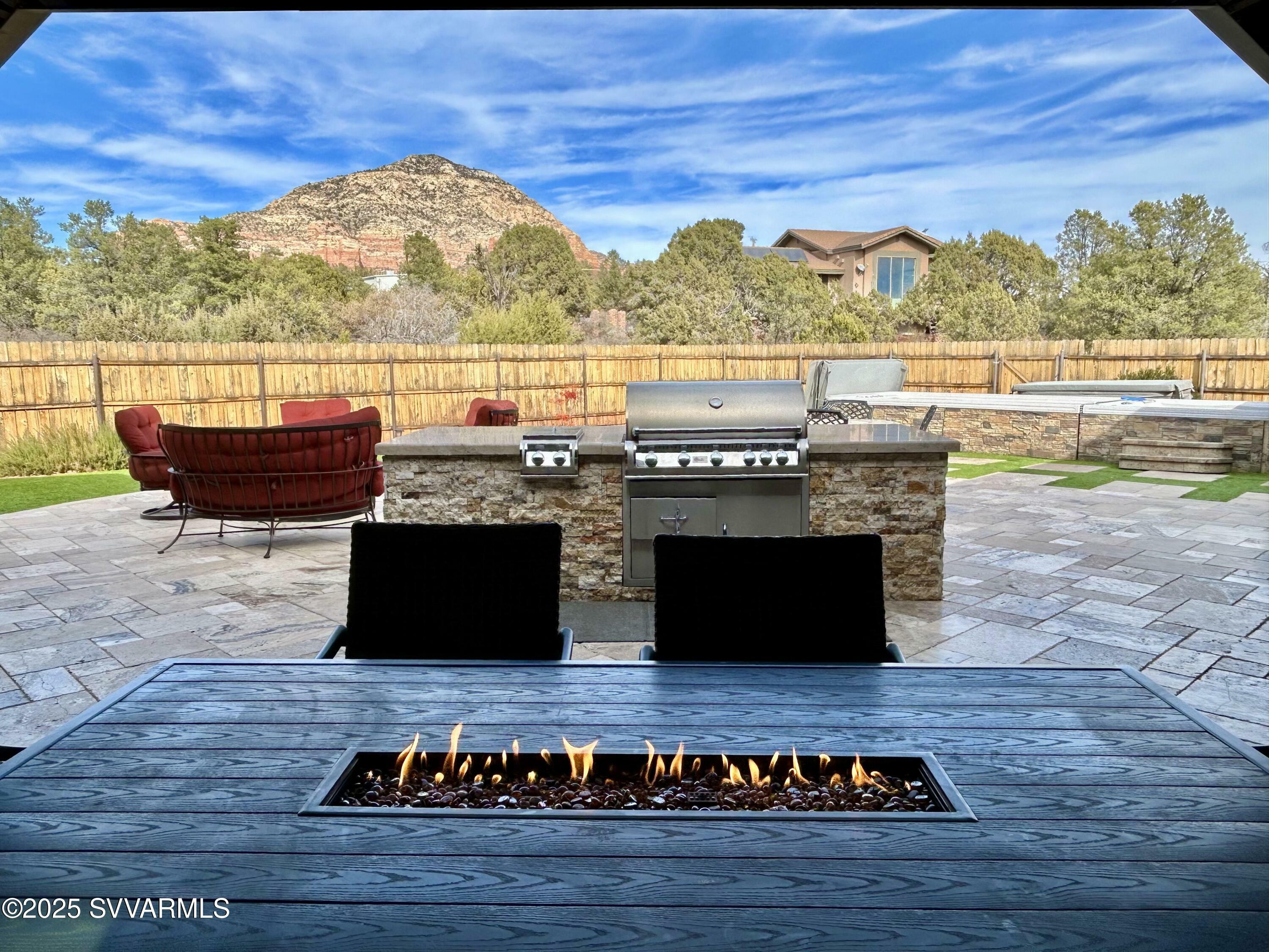 Property Photo:  550 Kachina Drive  AZ 86336 