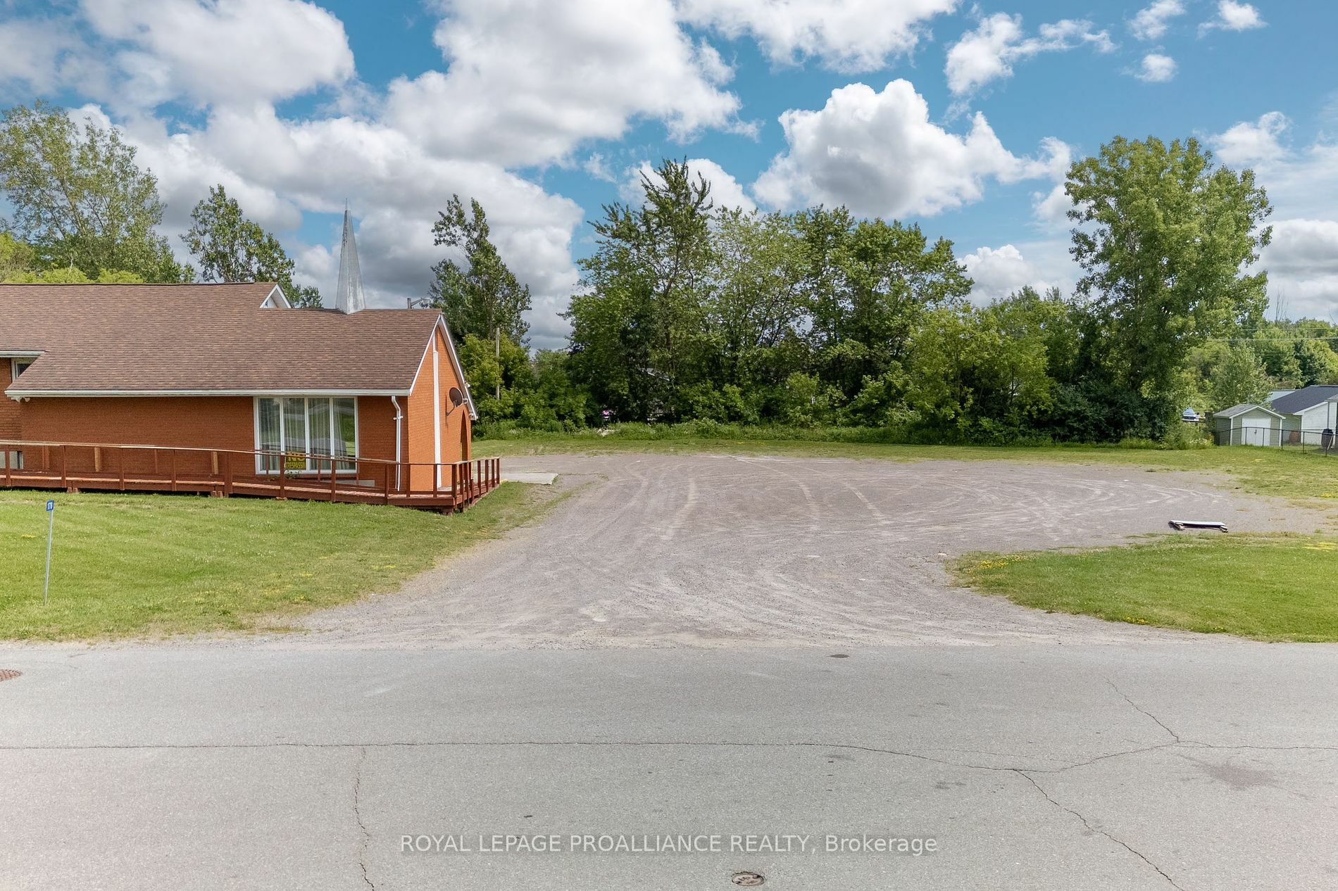 Property Photo:  00 Lester Rd  ON K8V 5P5 