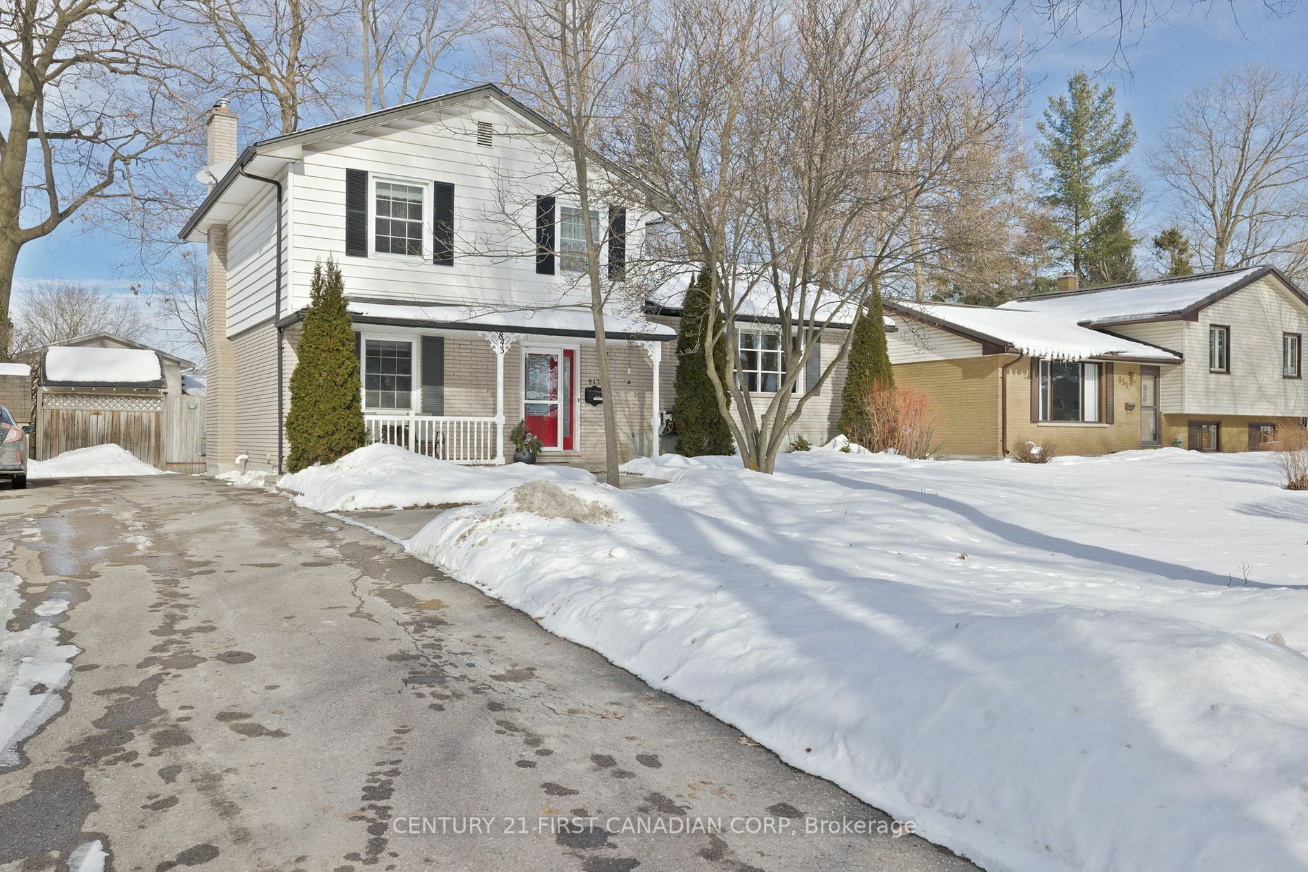 Photo de la propriété:  843 Westbury Cres  ON N6J 3C8 