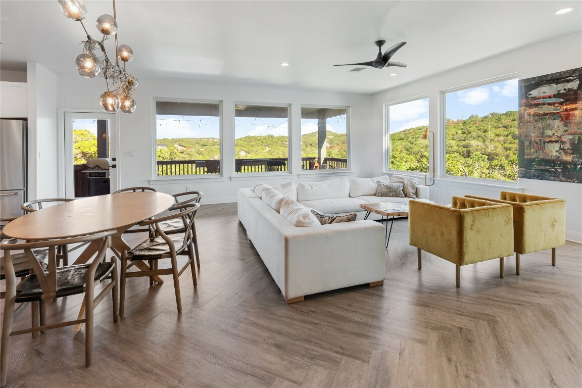 Property Photo: 6200 Valleyview Drive TX 78645