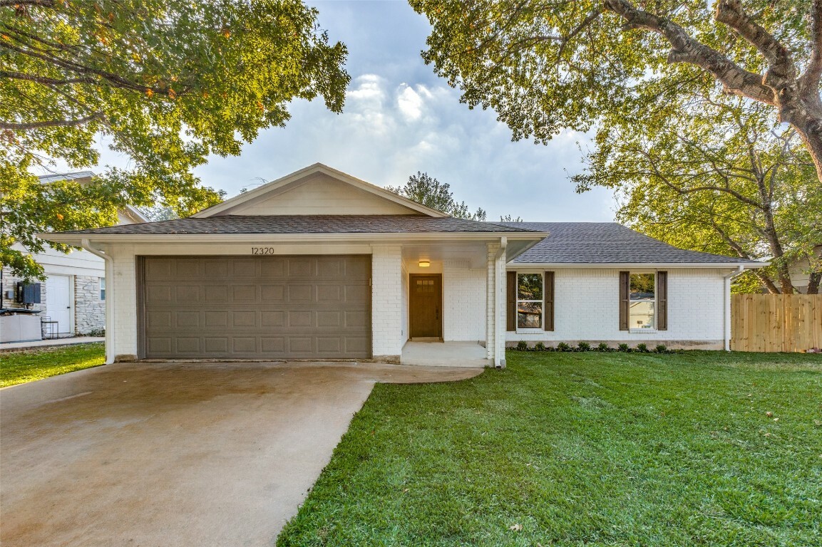 Property Photo:  12320 Double Tree Lane  TX 78750 