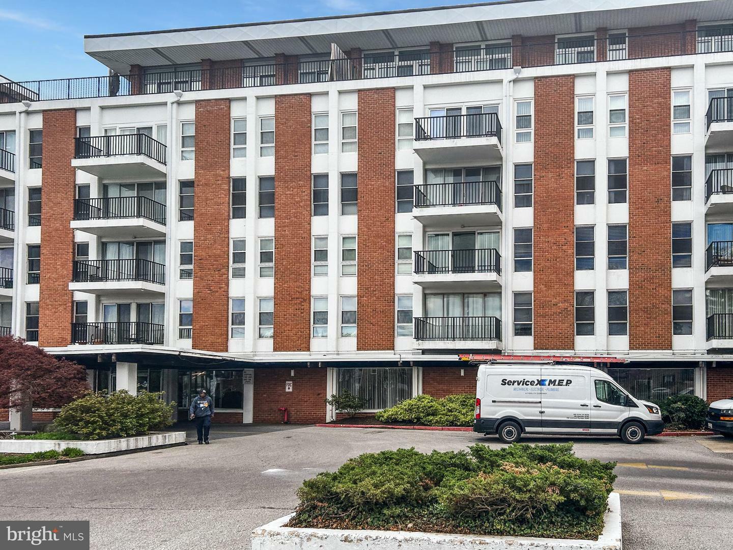 Property Photo: 3601 Clarks Lane 506 MD 21215