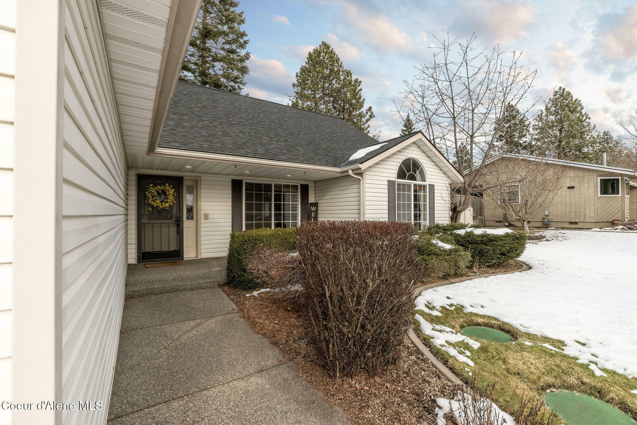 Property Photo:  1531 E Twistwood Dr  ID 83835 