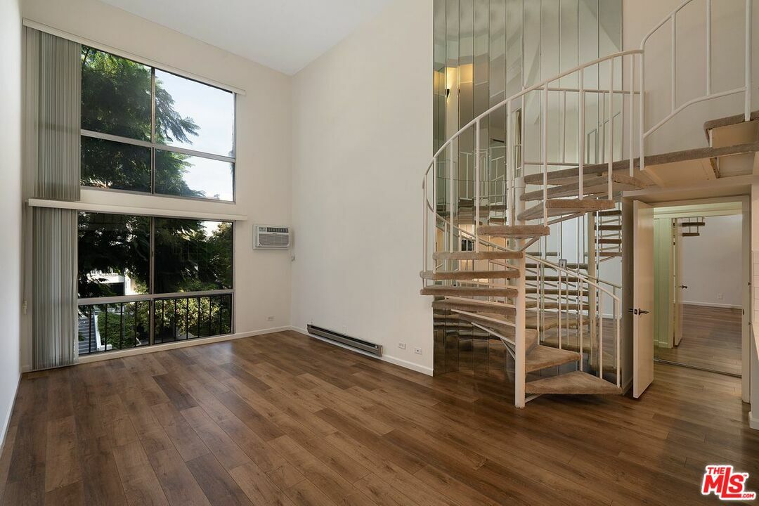 Property Photo:  1440 Veteran Ave 340  CA 90024 