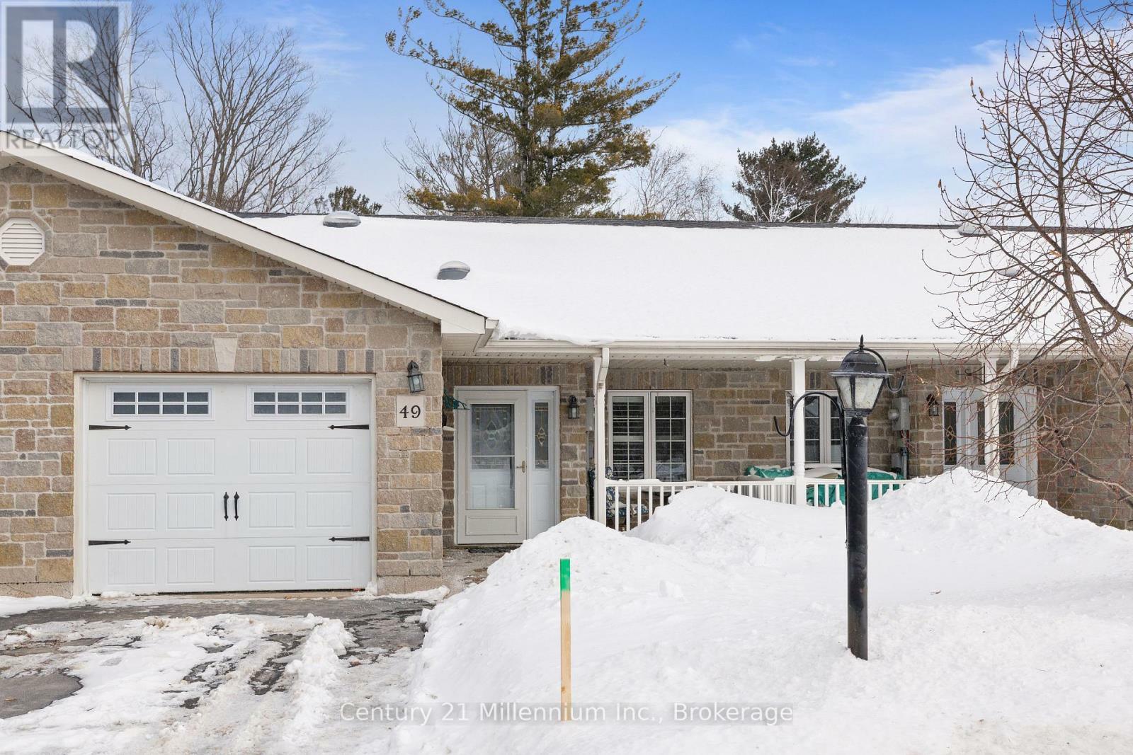 Property Photo:  49 Greenway Drive  ON L9Z 0E6 