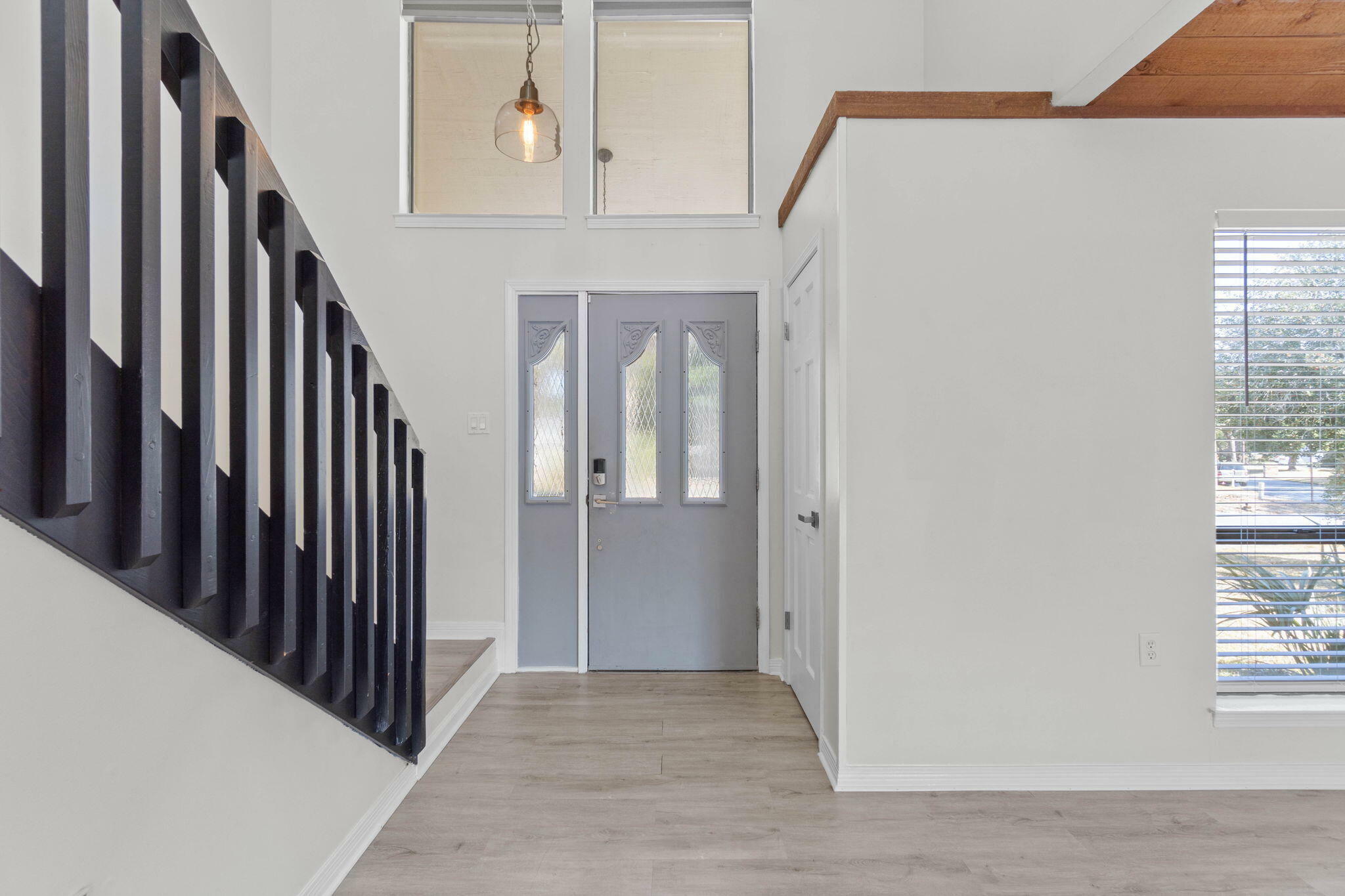 Property Photo: 54 Country Club Road FL 32579