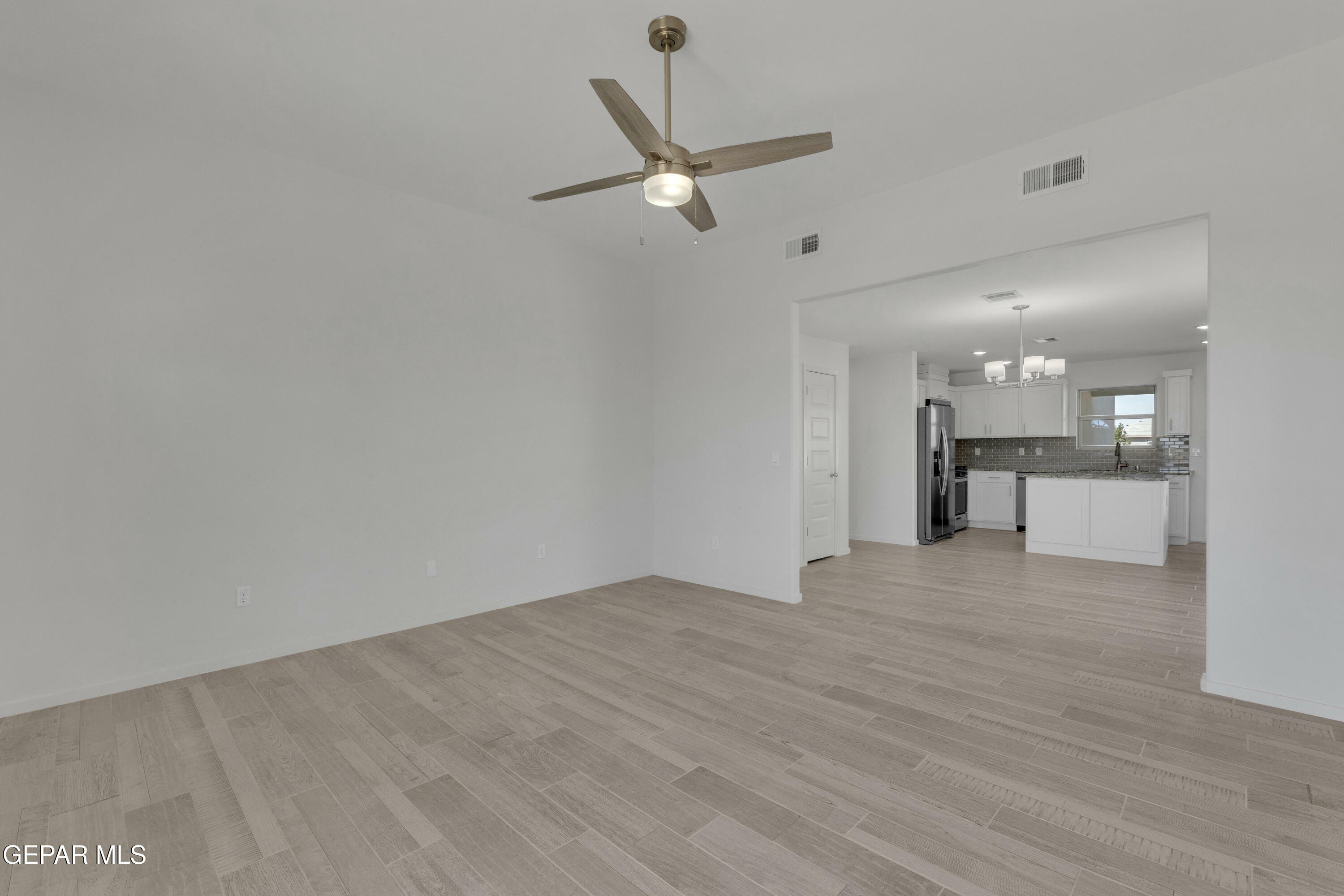 Property Photo:  13804 Loreina Luz Avenue  TX 79928 