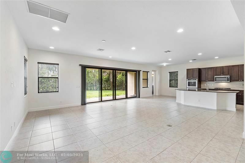 Property Photo:  11620 NW 83rd Way  FL 33076 