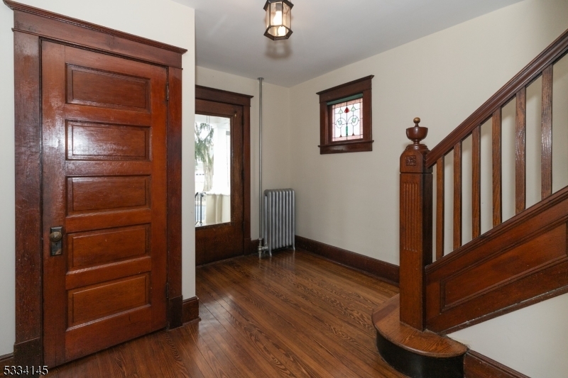 Property Photo:  20 E Clarence St  NJ 07885 