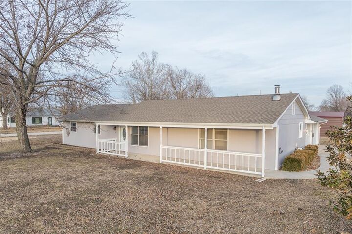 48 Century Parkway  Neodesha KS 66757 photo