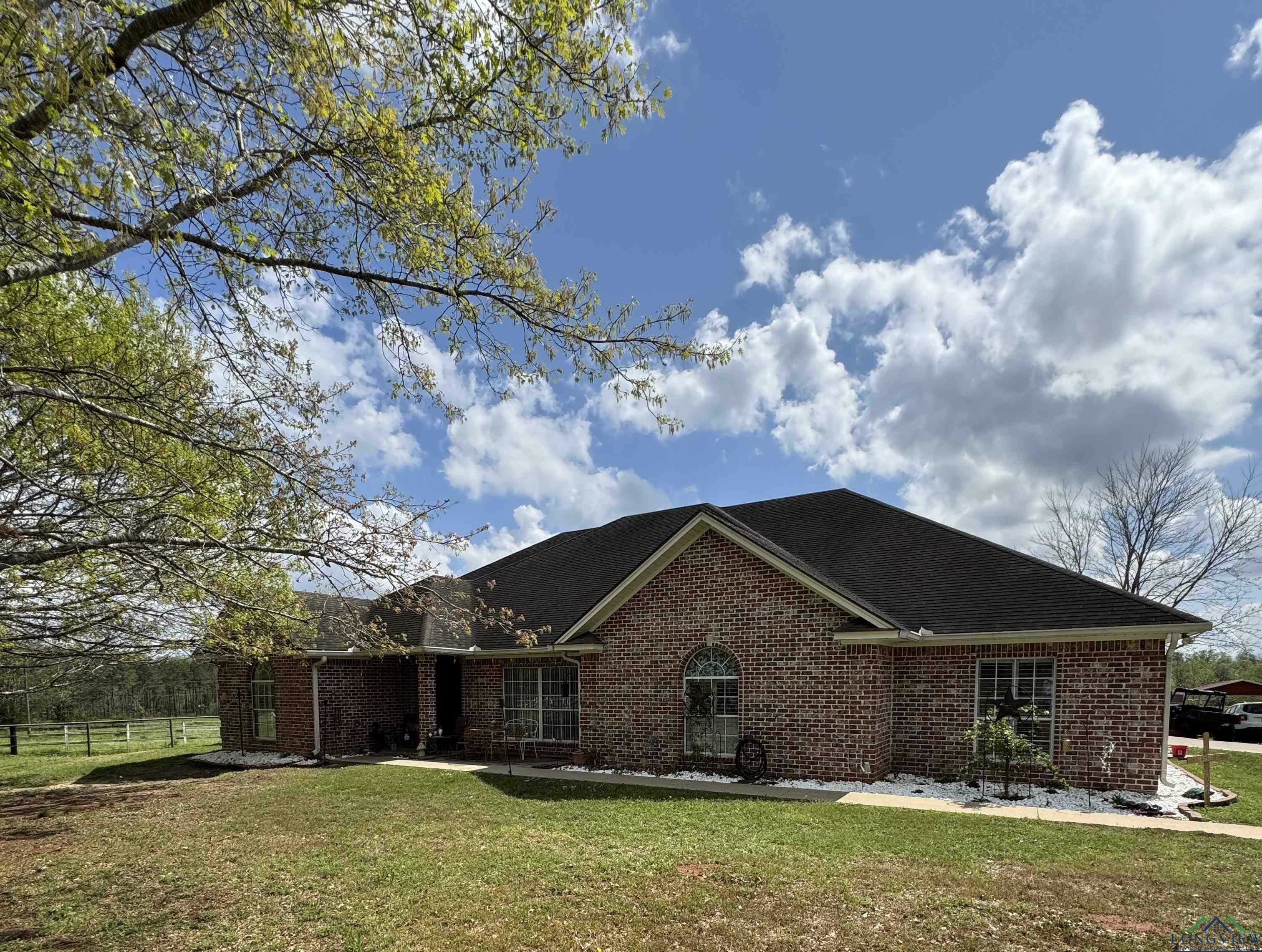 Property Photo: 5521 W Sh 21 TX 75964